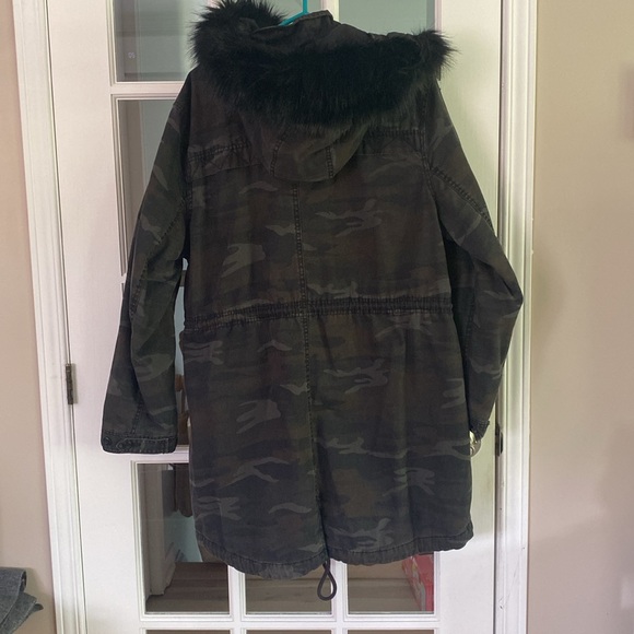 AMERICAN EAGLE CAMO COAT - Picture 3 of 5